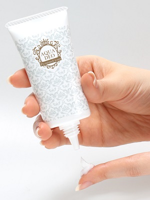 誰にも言えないデリケートな臭いに！殺菌・制汗クリーム【アクアデオ】